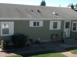 3 S Crest St, Middletown, RI 02842