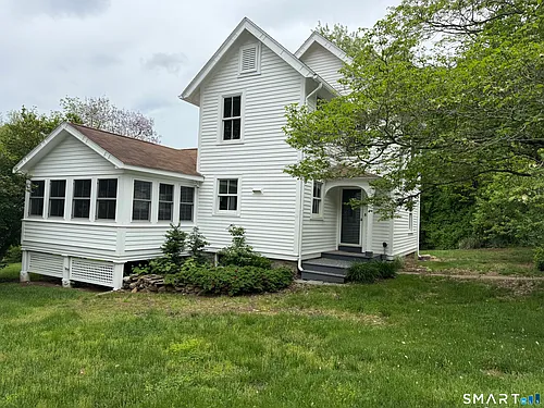 312 Ferry Rd Photo 1