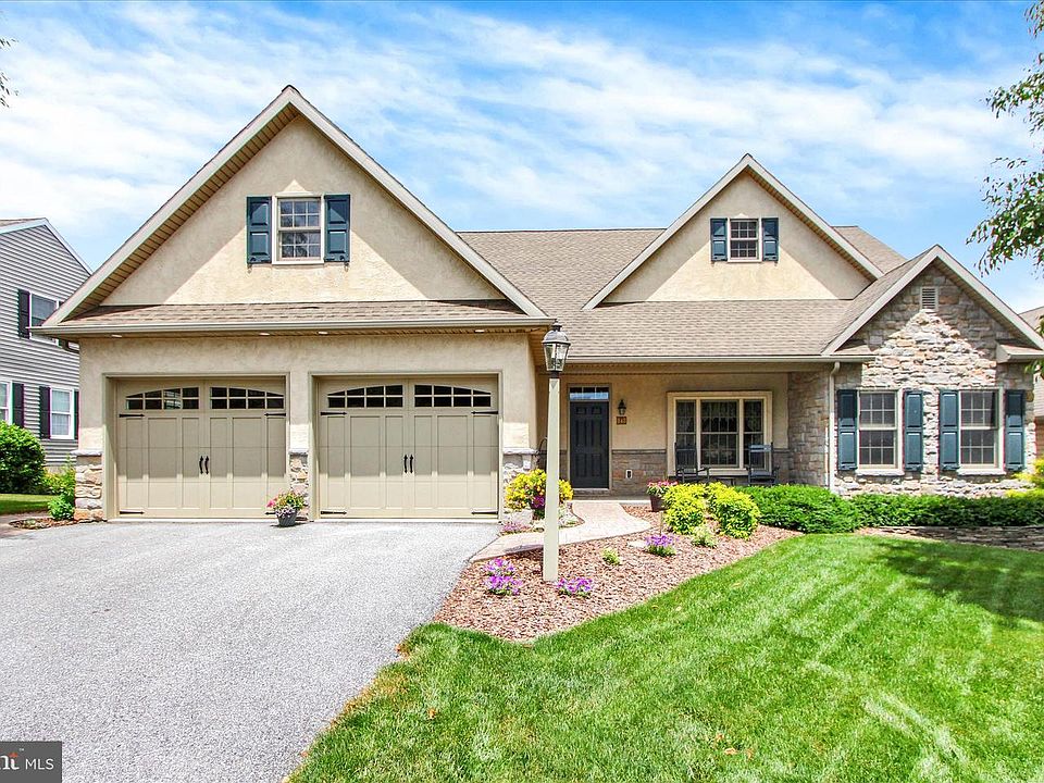 1st image of 848 Cambridge Dr