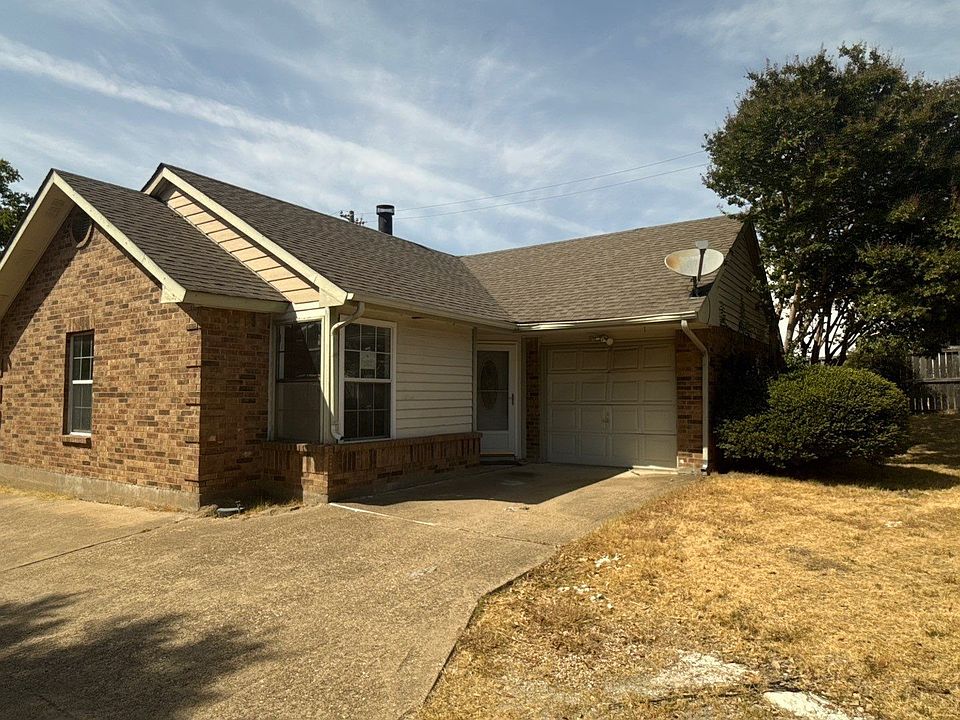 1st image of 13247 Pandora Dr