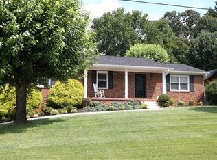 168 Meadowlark Dr, Harriman, TN 37748