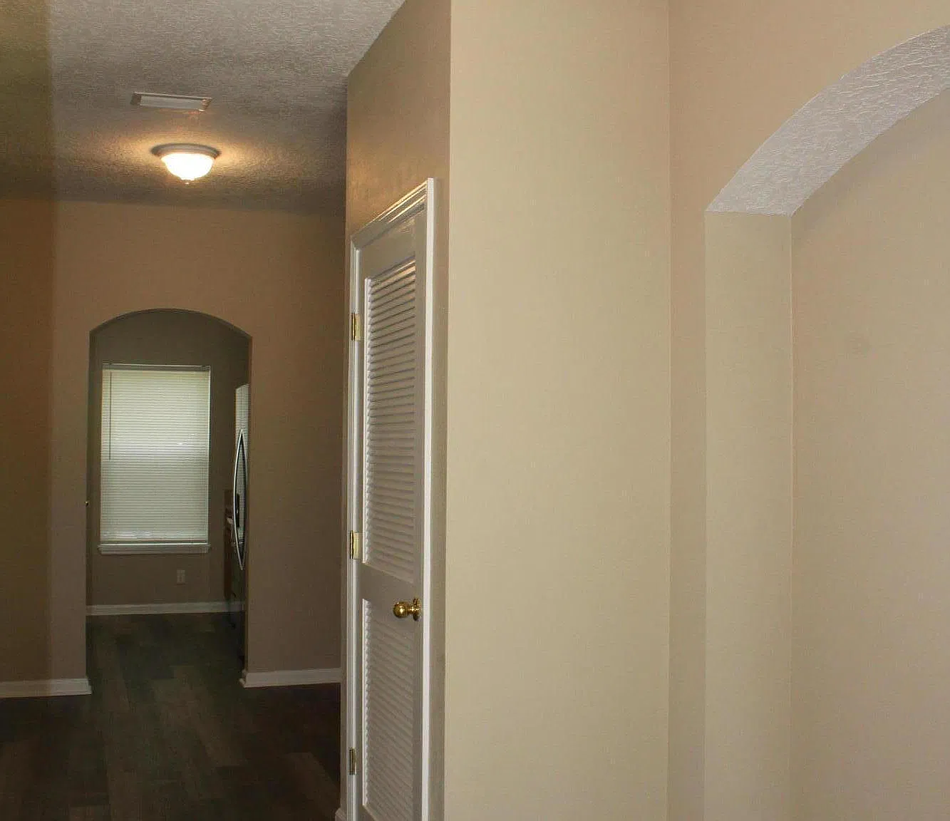 3 bed, 2.5 bath, 1459 sqft, $1,695 — Photo 3