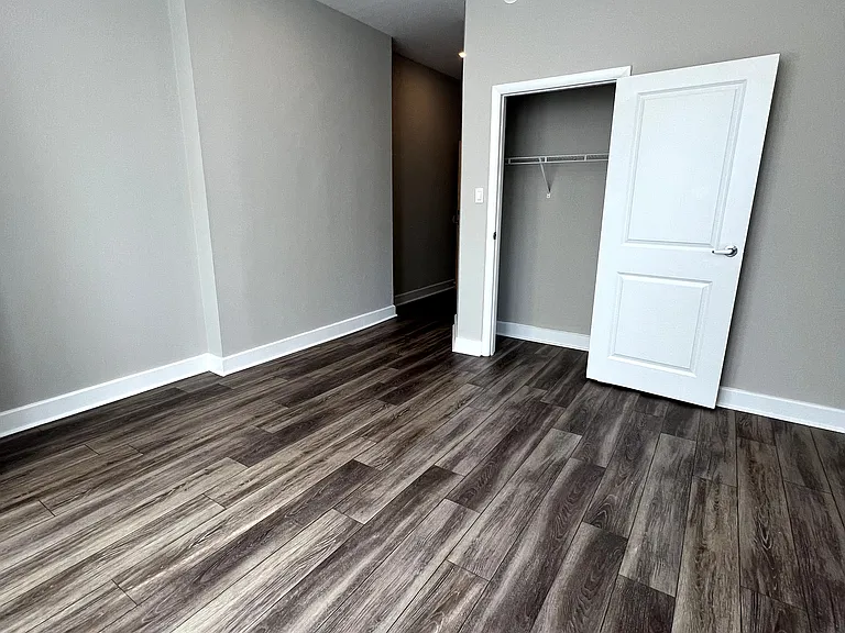 211 S 42nd St #H — Photo 39