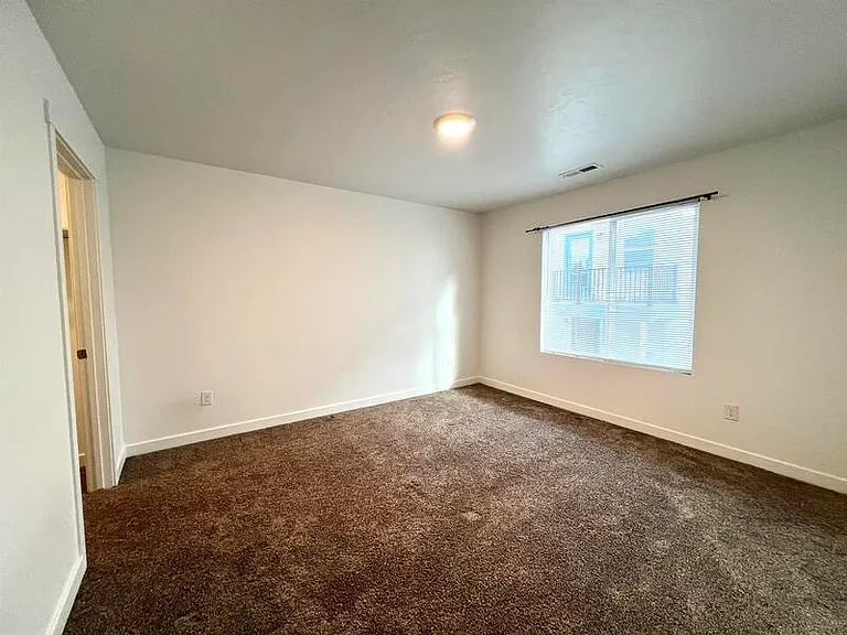 8593 W Meadow Bank Way — Photo 12