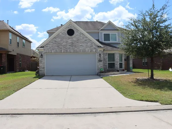 12418 Greencanyon Dr, Houston, TX 77044