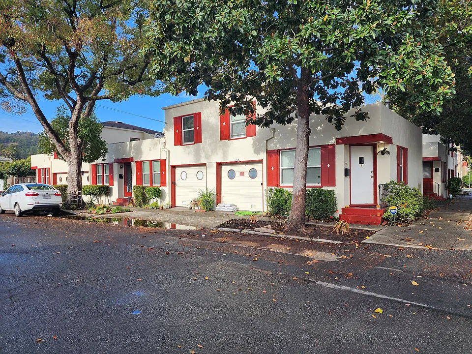 725 Mellus St #725