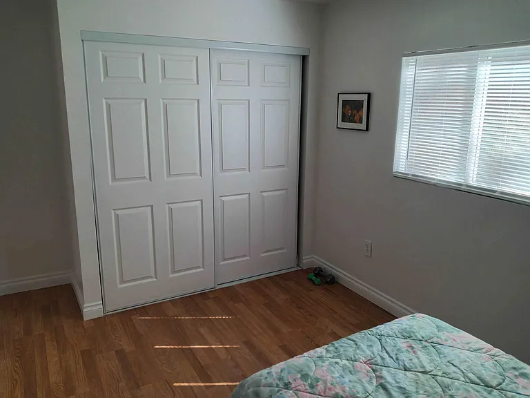 1514 Ewing St — Photo 13