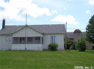 224 Barnard Rd, Phoenix, NY 13135