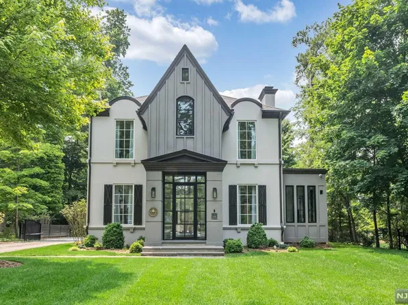 474 Haworth Ave, Haworth, NJ 07641