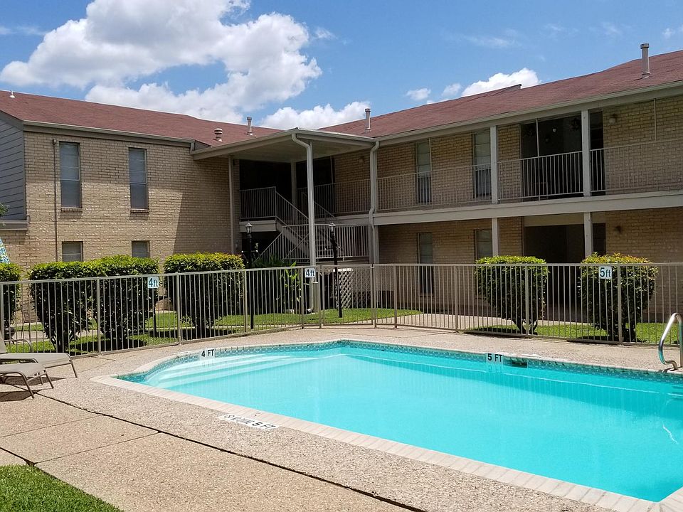 1st image of 6009 N Lamar Blvd #318