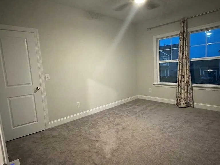 2116 Heisser Ln — Photo 9