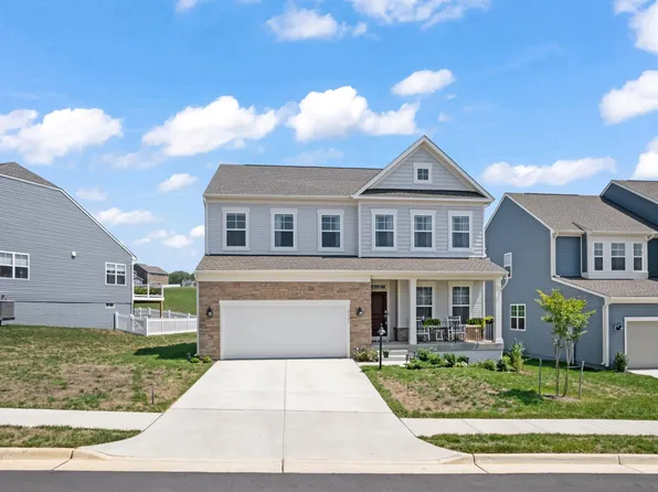2131 Berwick Dr, Jeffersonton, VA 22724