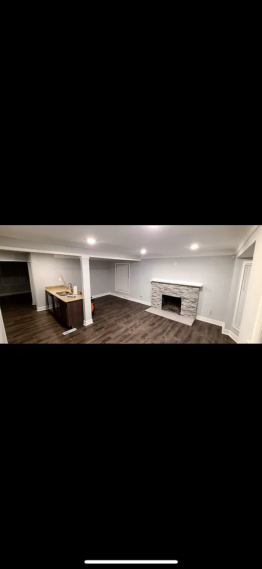 14050 Lincoln Ave photo 1