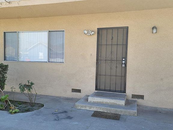 3rd image of 5944 Golden West Ave #B
