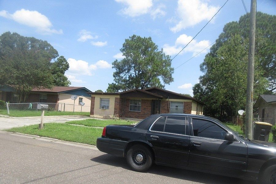 1st image of 7465 John F Kennedy Dr E