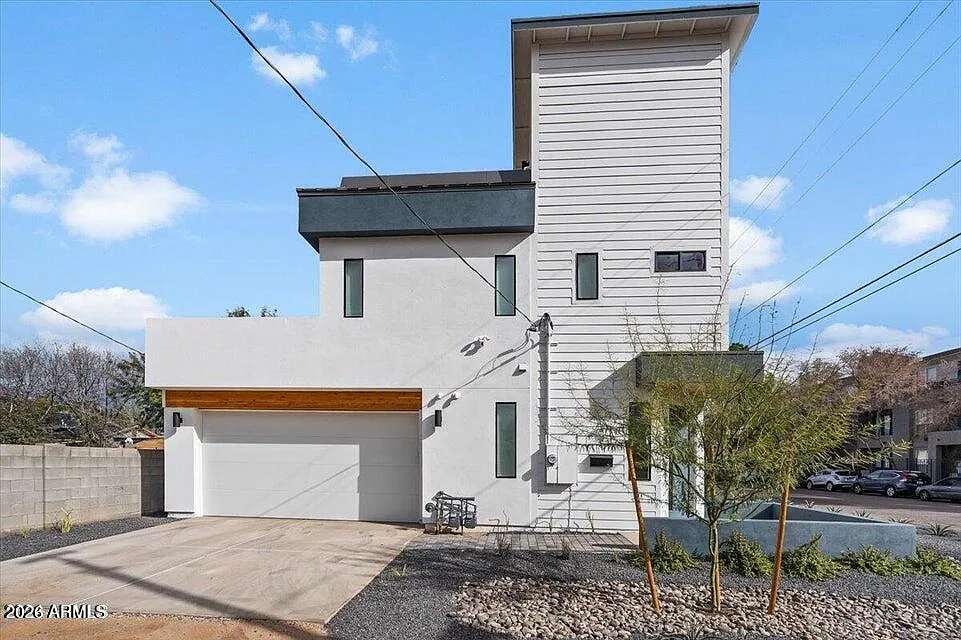 4 bed, 5.0 bath, 2480 sqft, $4,600 — Photo 3