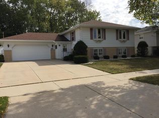 1219 N 24th St, Manitowoc, WI 54220