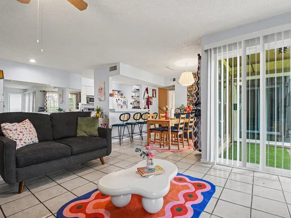 6050 Melody Ln APT 121, Dallas, TX 75231
