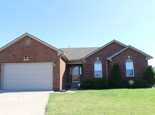 4221 Southern Farm Blvd, Louisville, KY 40216