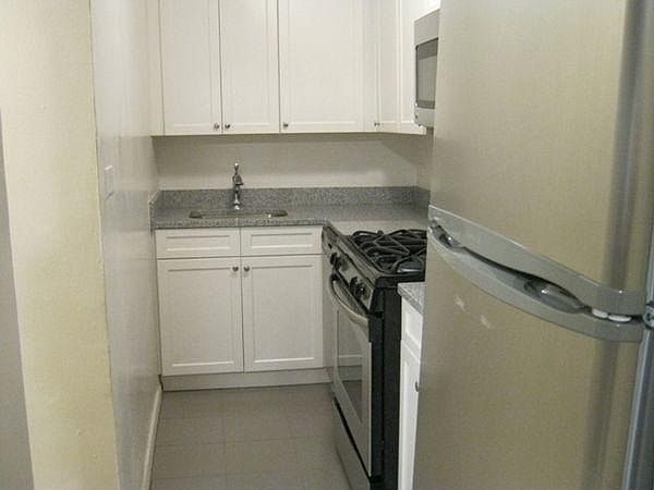 2nd image of 4455 Kissena Blvd APT 1B