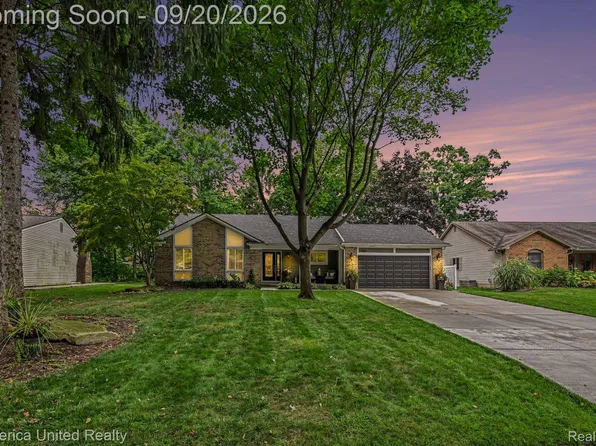 21995 Sunflower Rd, Novi, MI 48375
