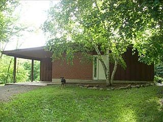 1st image of 4866 Tanglewood Ave