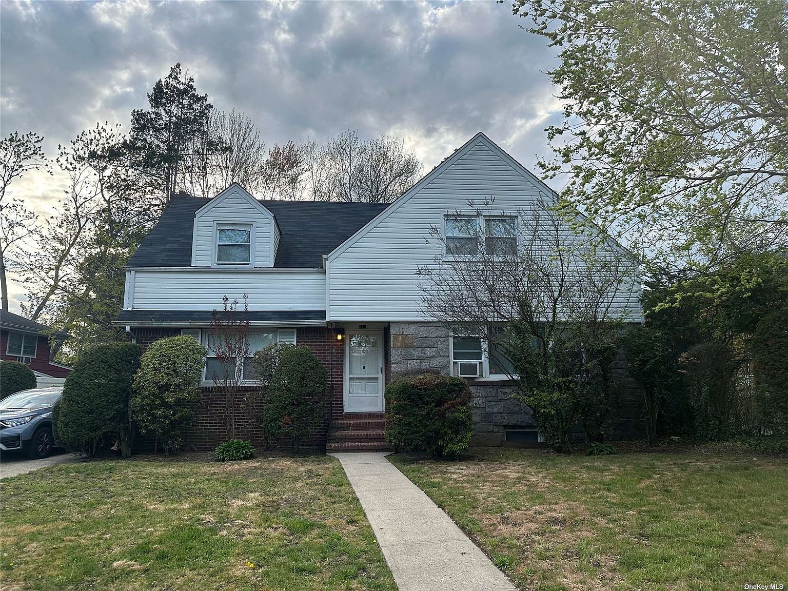 617 Hempstead Avenue, West Hempstead, NY 11552 Zillow