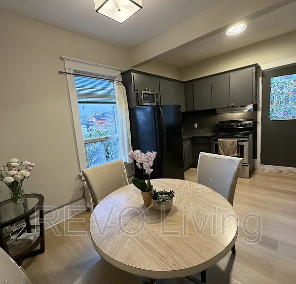 5 Centre St #ST4 — Photo 10