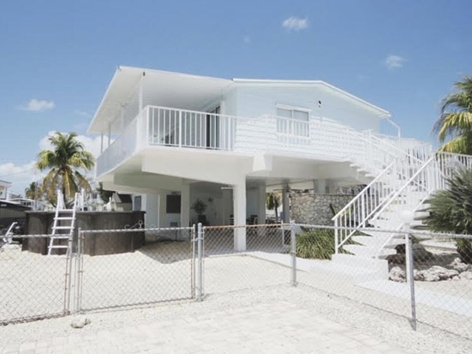 1st image of 158 Blue Harbor Dr