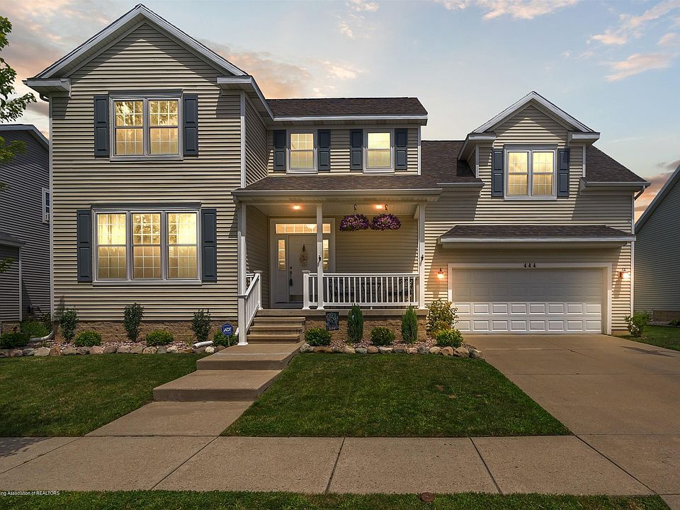 1st image of 444 Avocet Dr