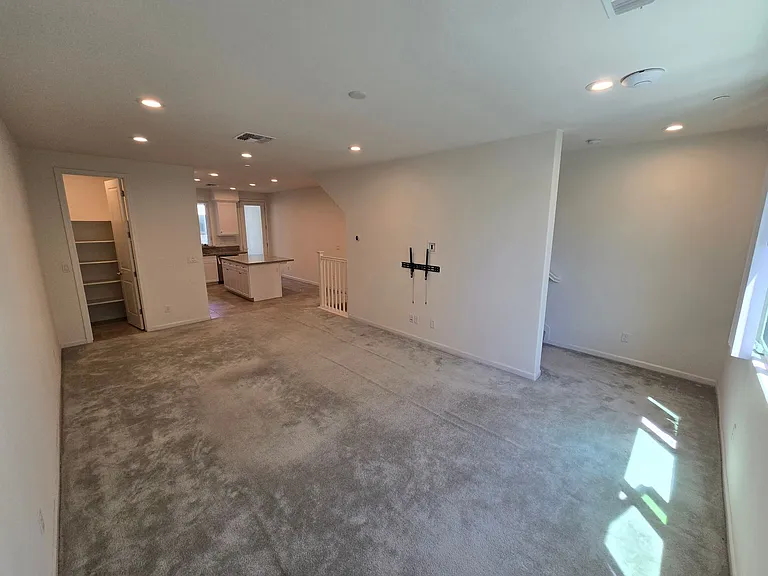 5577 Apex Dr — Photo 5