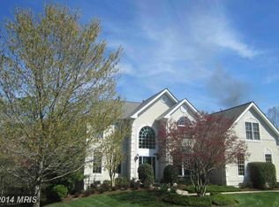 10229 Brittenford Dr, Vienna, VA 22182