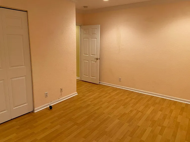 13377 Georgian Ct — Photo 20
