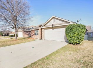 6060 Blazing Star Dr, Fort Worth, TX 76179