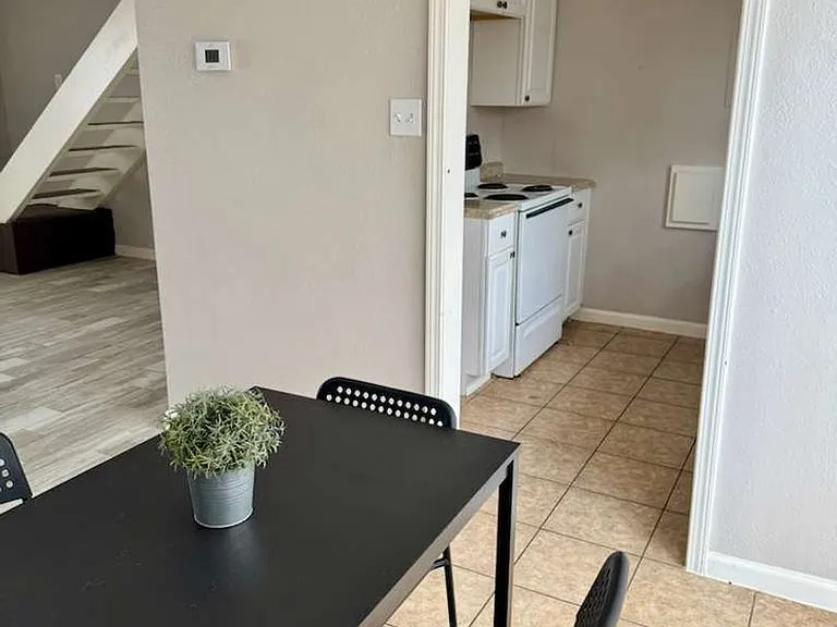 Bridge City Apartments — Photo 34