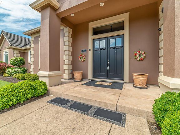 3rd image of 447 Pebble Beach Dr