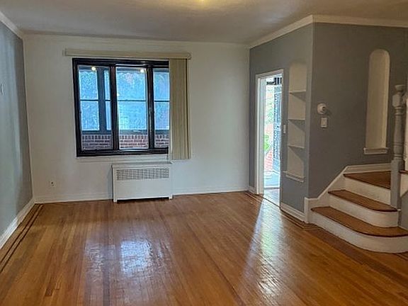 4th image of 6111 Alderton St