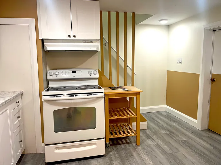 944 Fairlawn Ave #2 — Photo 20