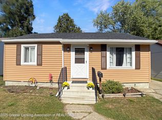 701 E Willard Ave, Lansing, MI 48910