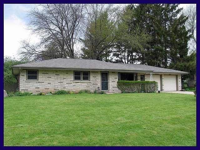 1st image of 7067 N Parkview Dr