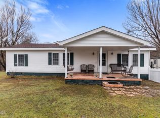 13517 Herald Rd, Coeburn, VA 24230