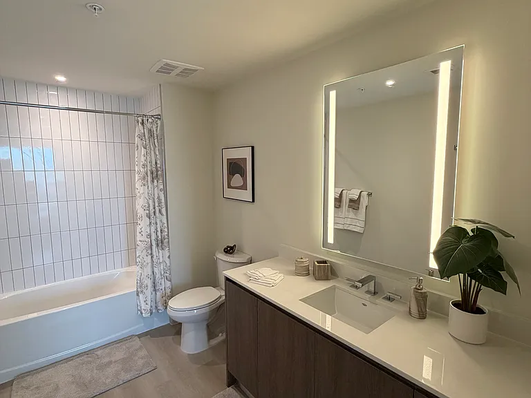 1627 Van Buren St #B — Photo 18