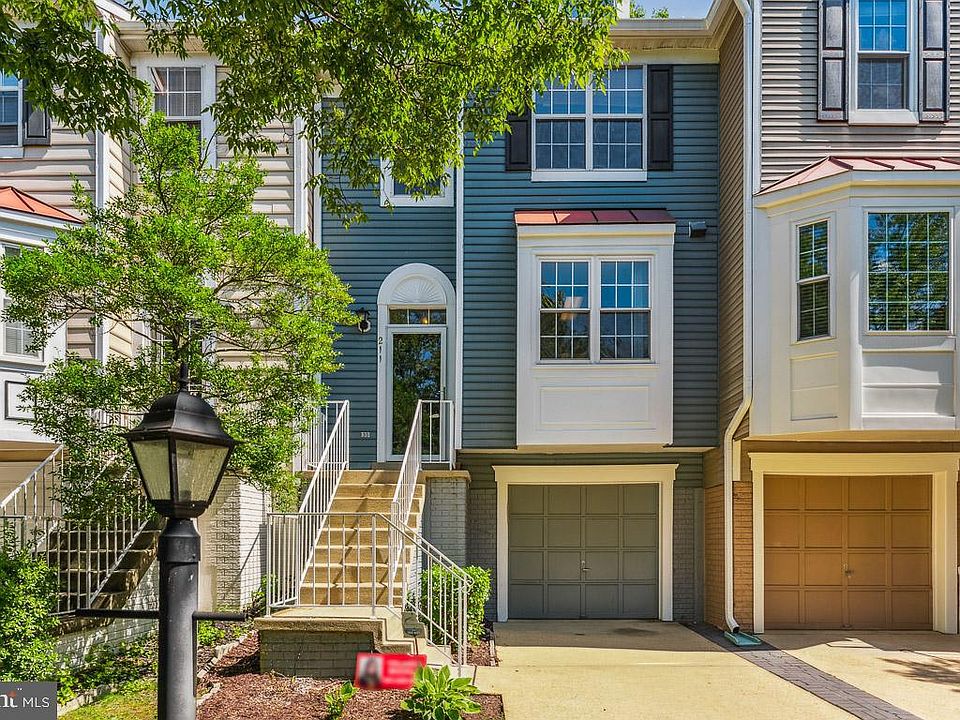 1st image of 211 College Station Dr