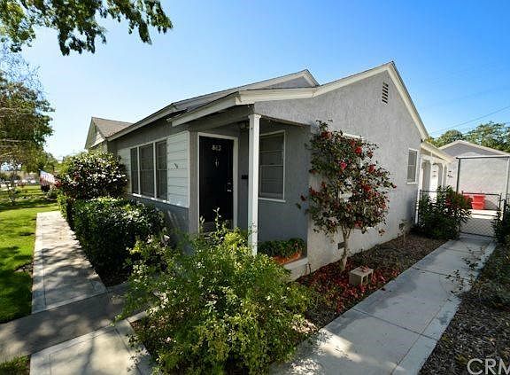 Walkway to backyard.