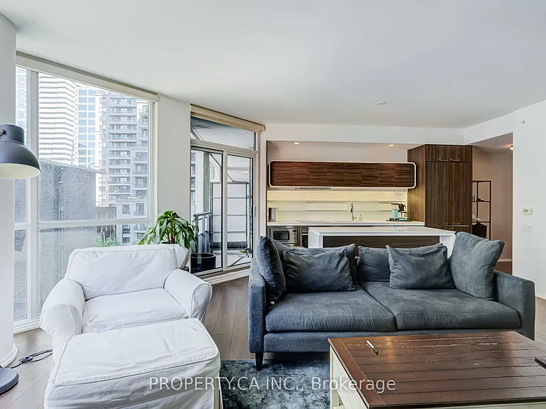 45 Charles St E #502 — Photo 12