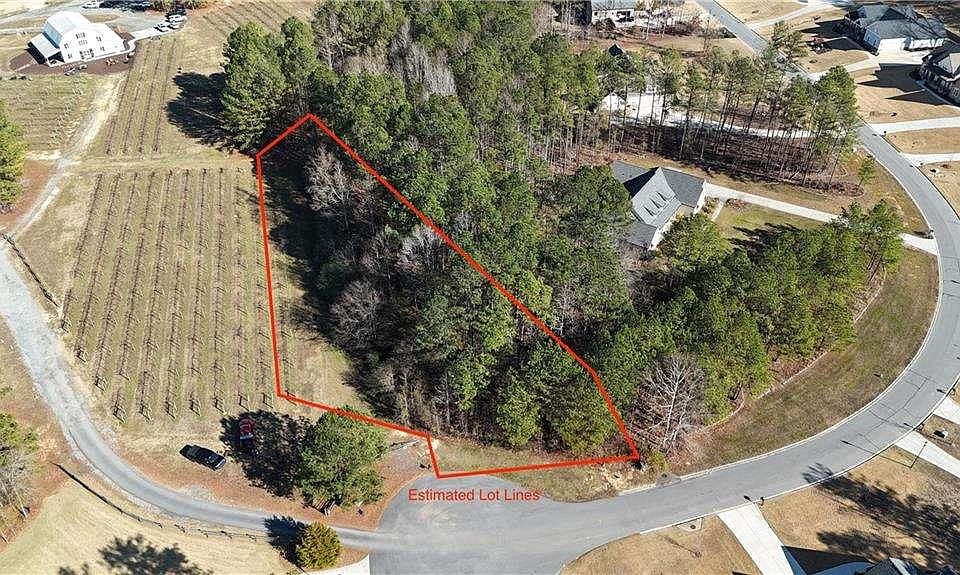 1st image of 39 Flower Farm Dr