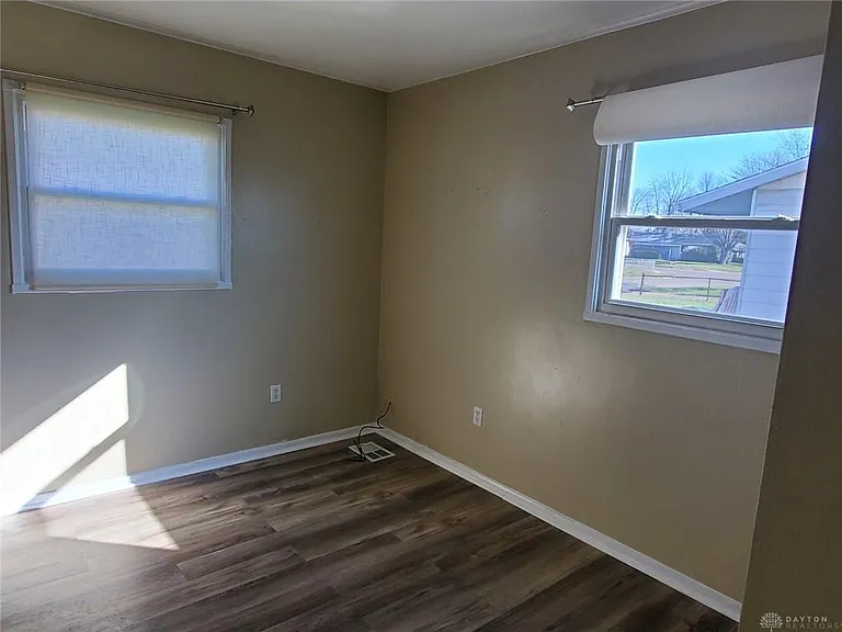 1265 Reid Ave — Photo 6