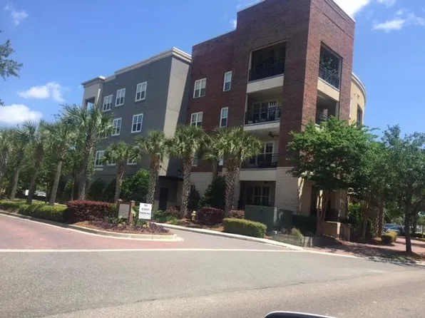 200 River Landing Dr #B308, Daniel Island, SC 29492