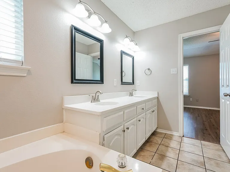 6202 High Country Trl — Photo 13
