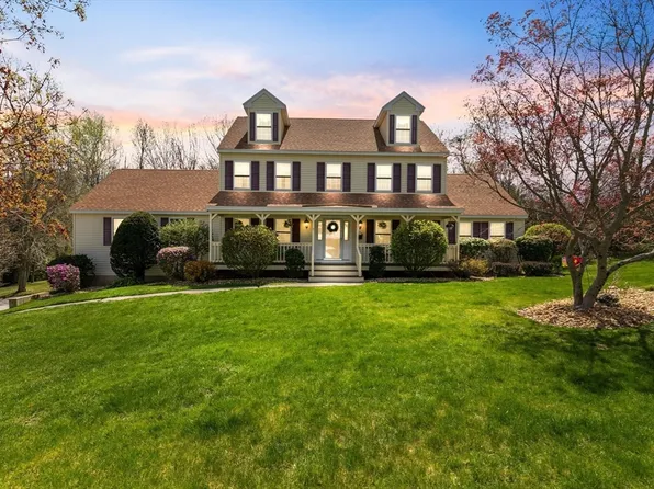 3 Bramble Hill Rd, Methuen, MA 01844